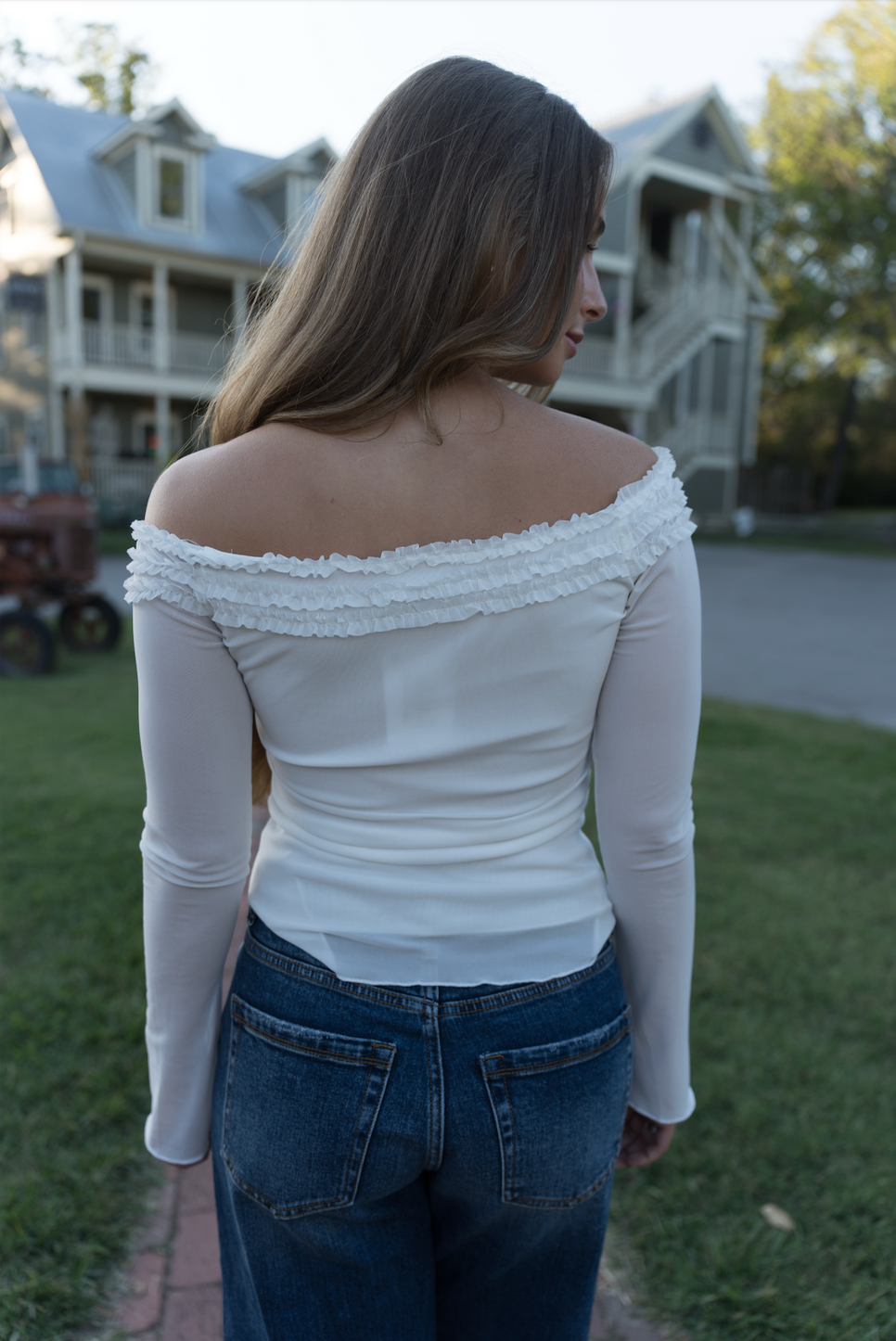 Demure Girl Top (White)
