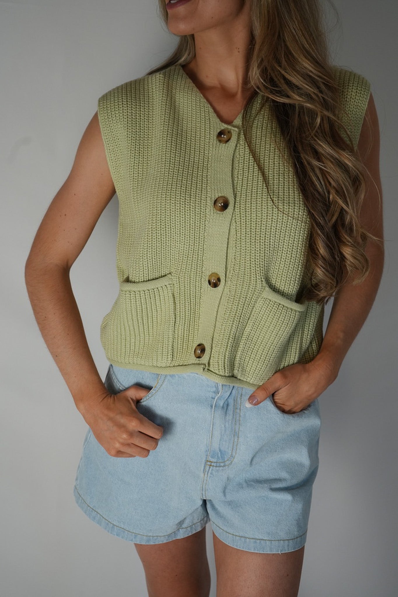 Meadow Mornings Vest (Green)