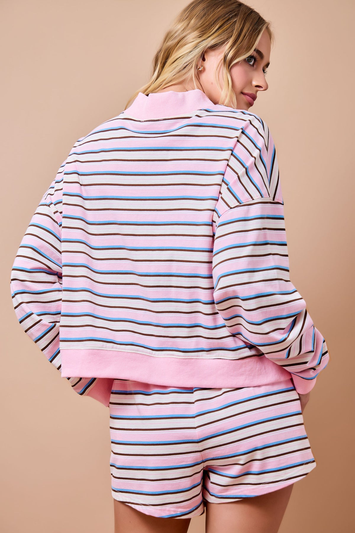 DND Mockneck