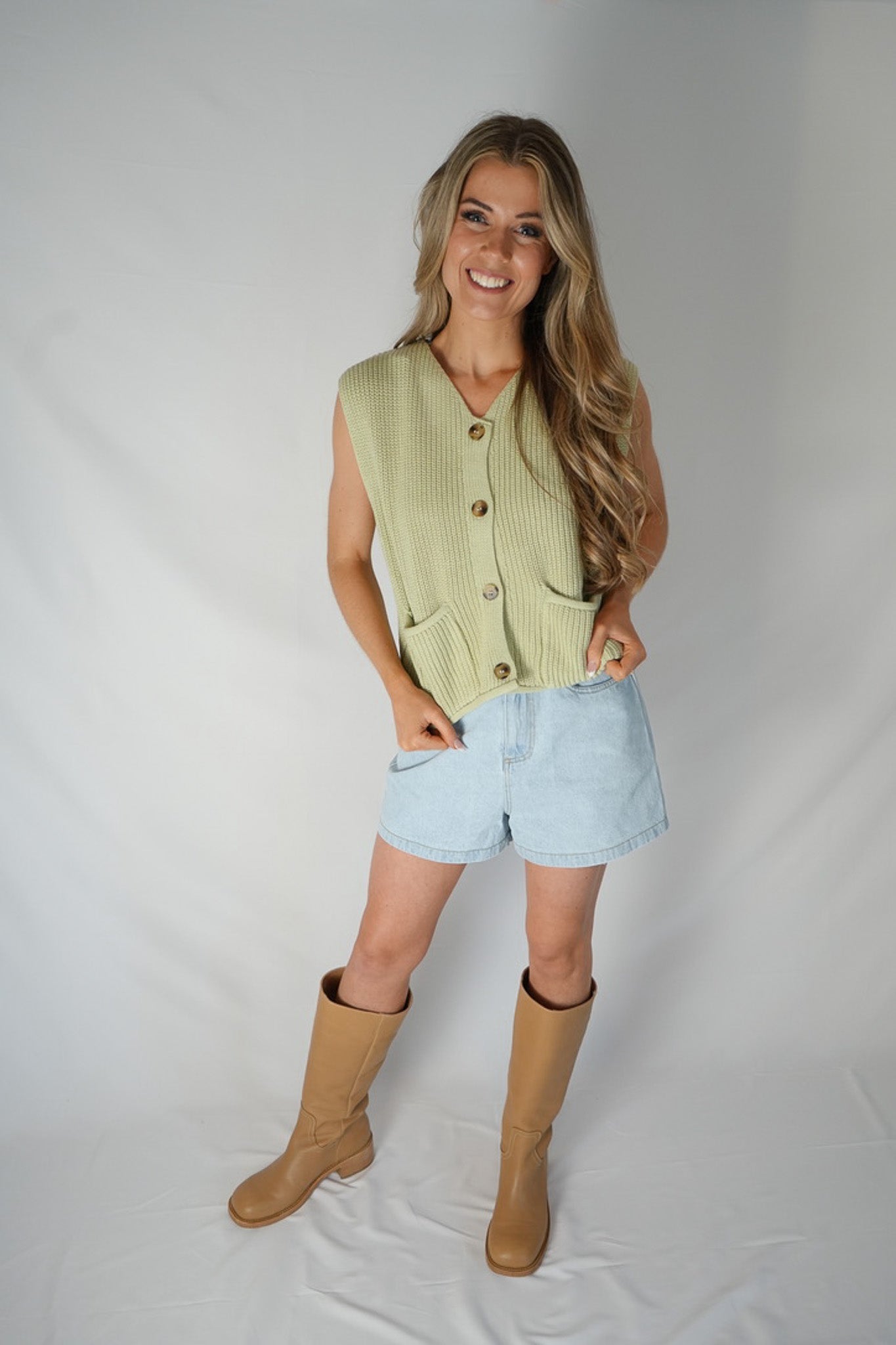 Meadow Mornings Vest (Green)