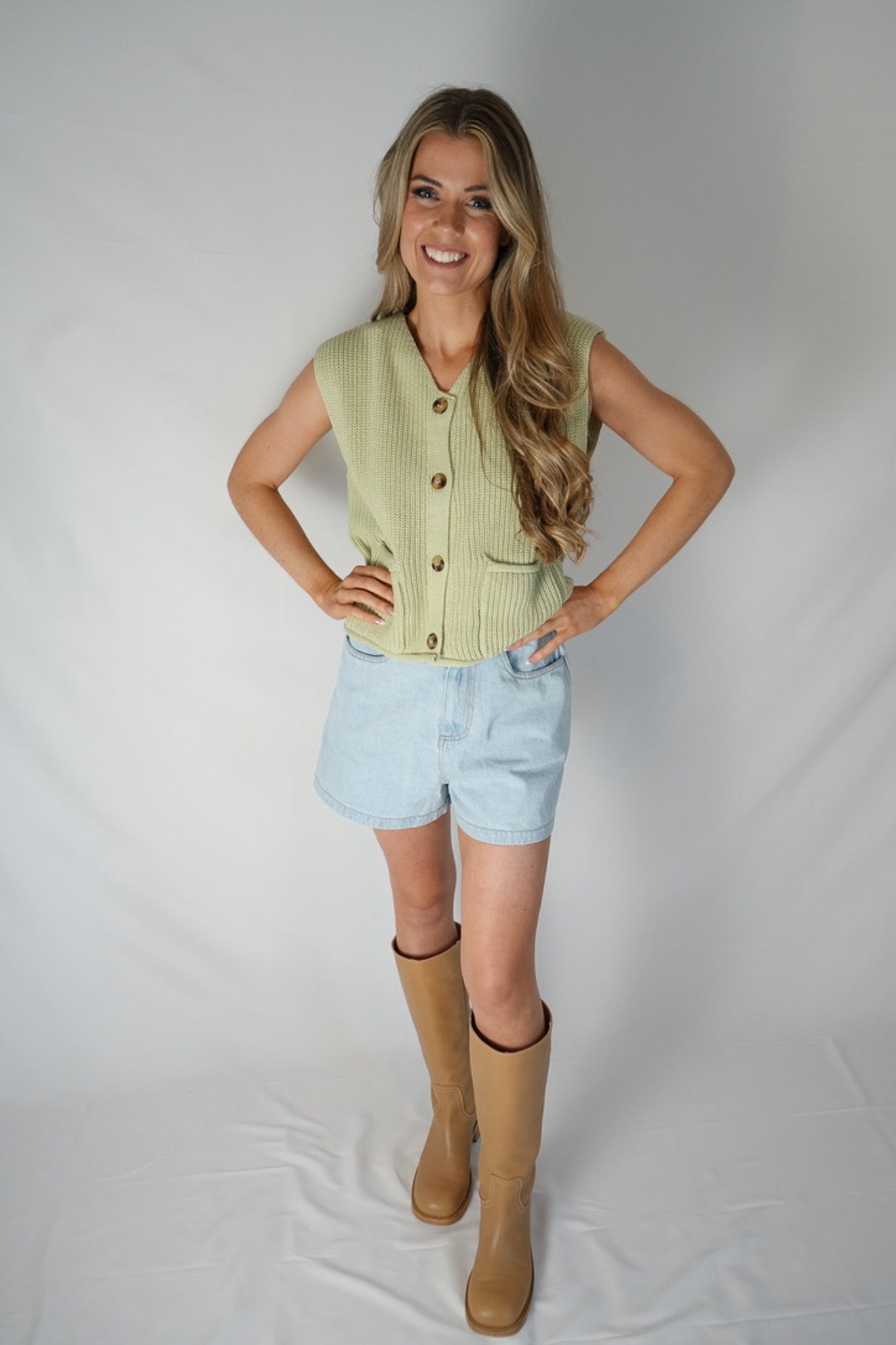 Meadow Mornings Vest (Green)