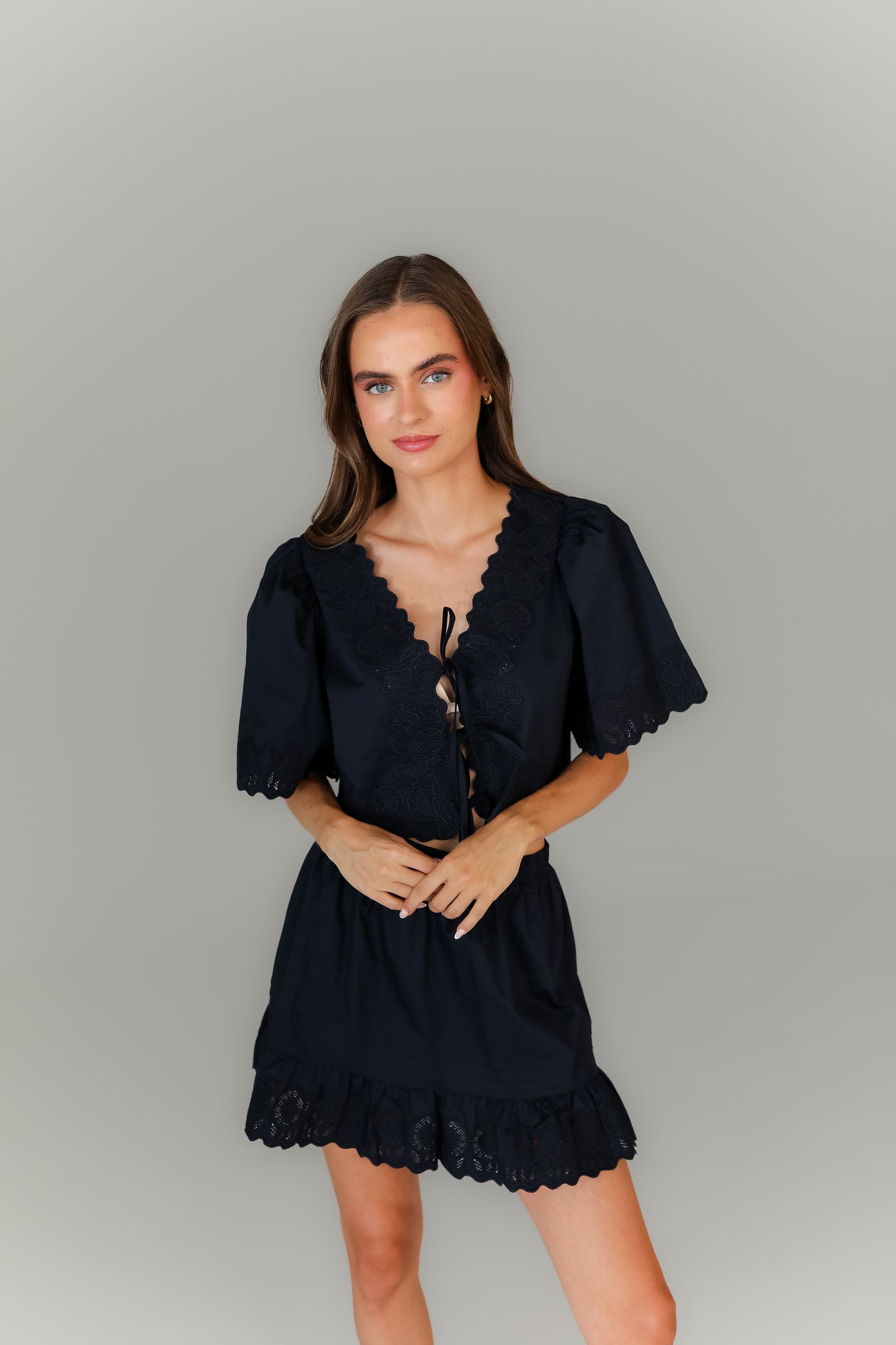 Navy short sleeve crop top with tie detail women’s boutique fashion