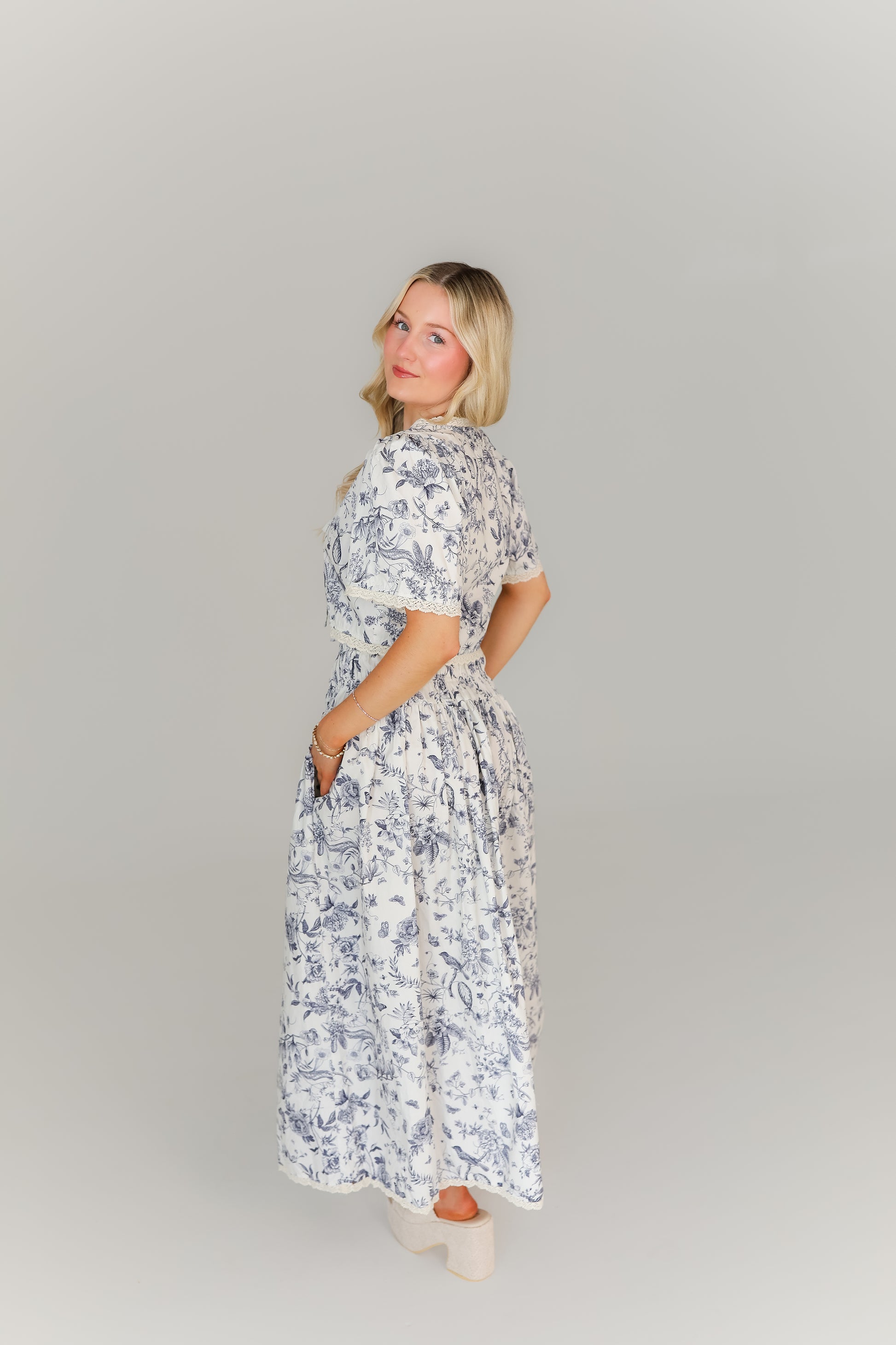 Blue and white toile maxi skirt boutique women’s fashion style