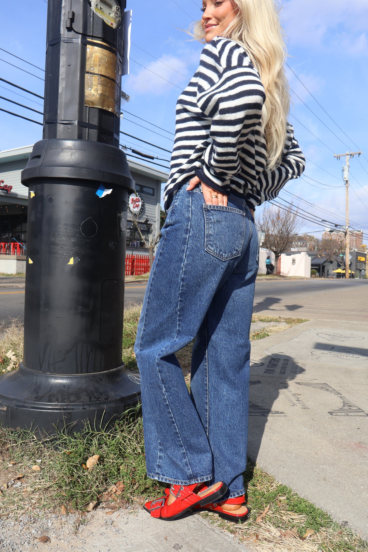 Just Black Denim Barrel Twist Jeans (Dark Denim)