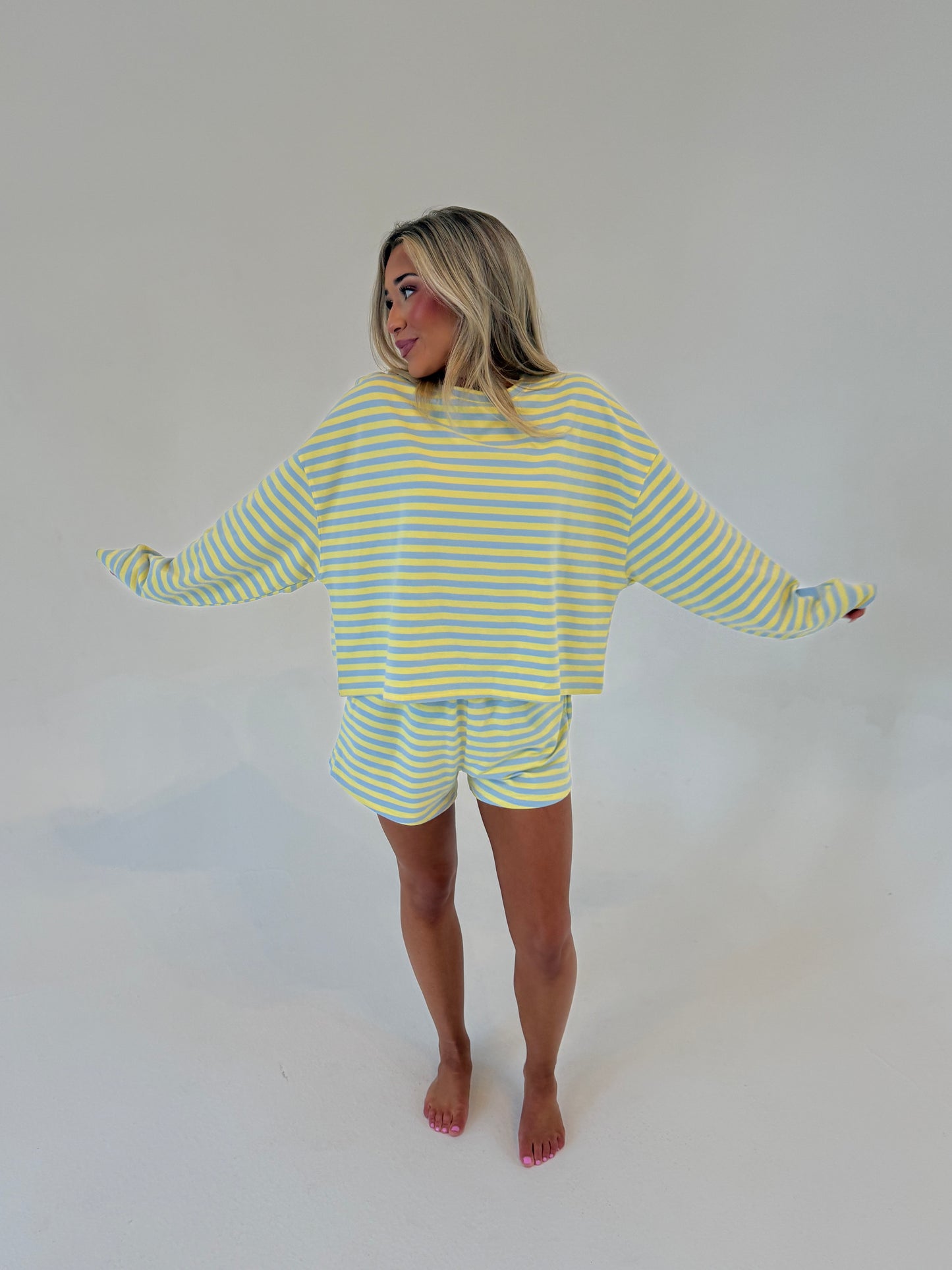 Sunny Days Ahead Pullover