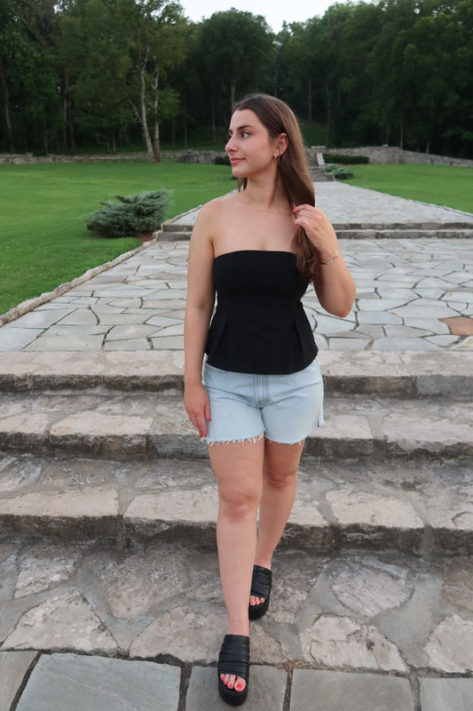 Everyday Denim Shorts (Light Wash)